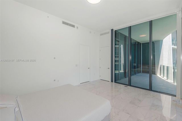 2821 S Bayshore Drive 7B, Coconut Grove, FL 33133