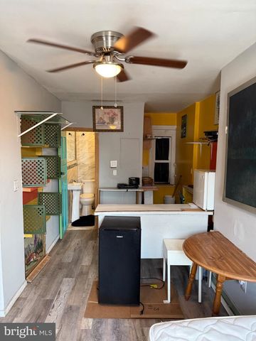 2021 W WESTMORELAND ST, Philadelphia, PA 19140