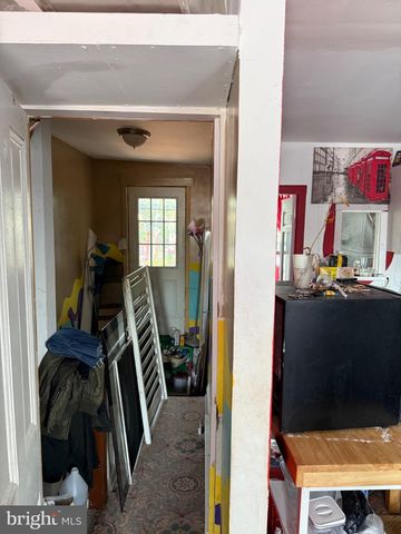 2021 W WESTMORELAND ST, Philadelphia, PA 19140