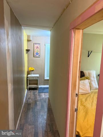 2021 W WESTMORELAND ST, Philadelphia, PA 19140