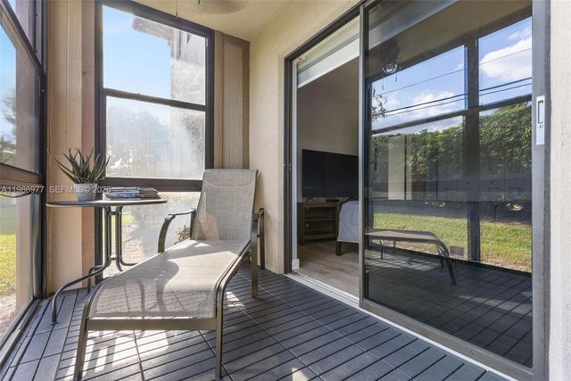 10709 W Clairmont Cir 111, Tamarac, FL 33321