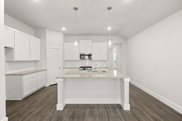 7408 Autumn Hill Drive, Denton, TX 76249