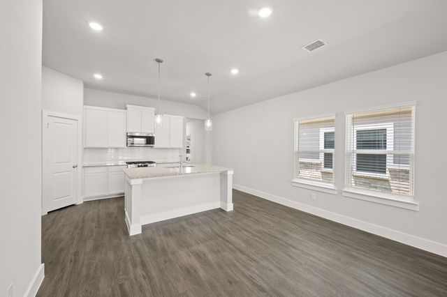 7408 Autumn Hill Drive, Denton, TX 76249