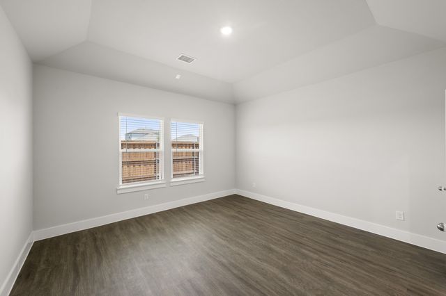 7408 Autumn Hill Drive, Denton, TX 76249