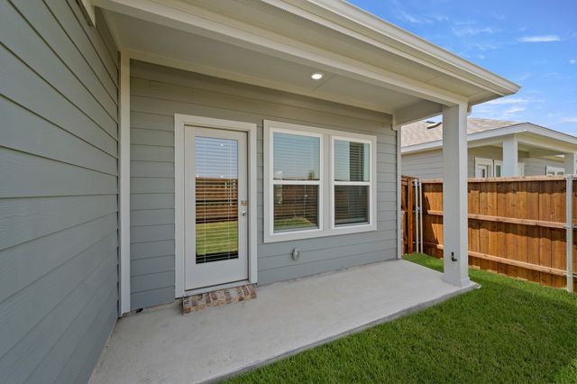 7408 Autumn Hill Drive, Denton, TX 76249