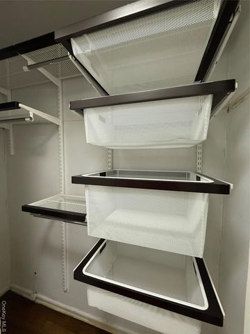 103 Wiltshire Road D4, Scarsdale, NY 10583