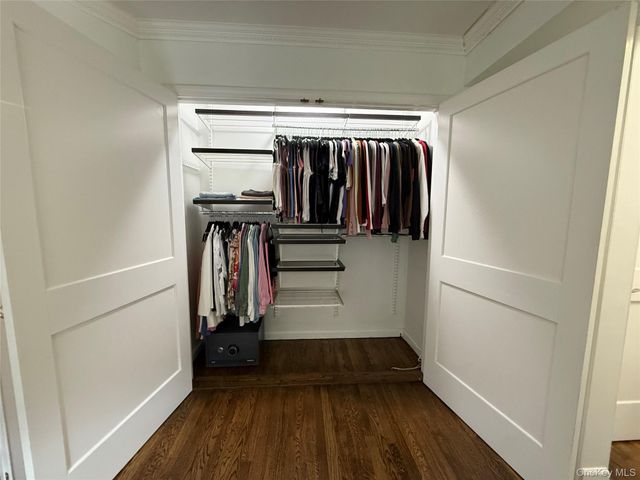 103 Wiltshire Road D4, Scarsdale, NY 10583