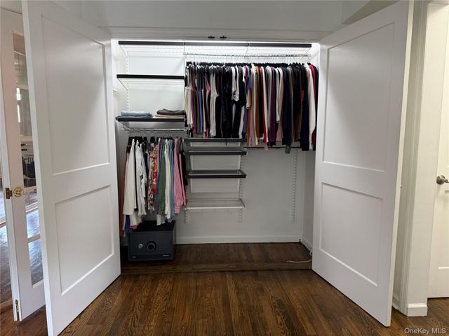 103 Wiltshire Road D4, Scarsdale, NY 10583