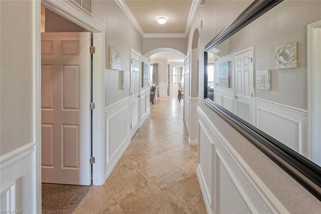 9731 Acqua CT 541, Naples, FL 34113