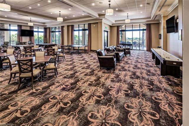 9731 Acqua CT 541, Naples, FL 34113
