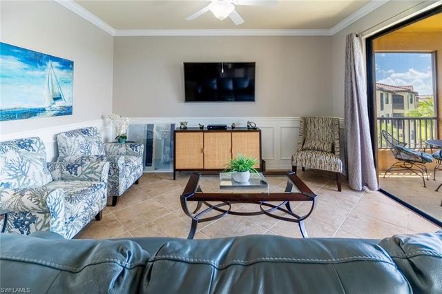 9731 Acqua CT 541, Naples, FL 34113