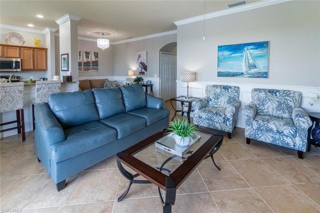9731 Acqua CT 541, Naples, FL 34113