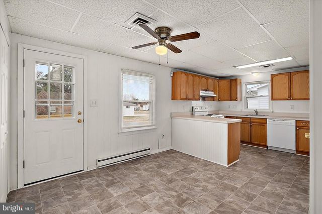 106 SCHOOLFIELD ST, Berlin, MD 21811