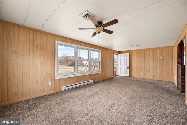 106 SCHOOLFIELD ST, Berlin, MD 21811