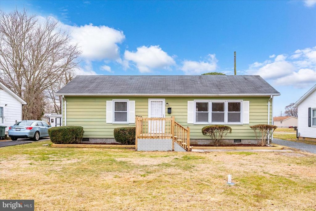 106 SCHOOLFIELD ST, Berlin, MD 21811