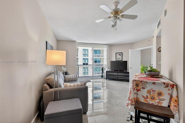 9066 SW 73rd Ct 1203, Miami, FL 33156