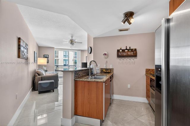 9066 SW 73rd Ct 1203, Miami, FL 33156