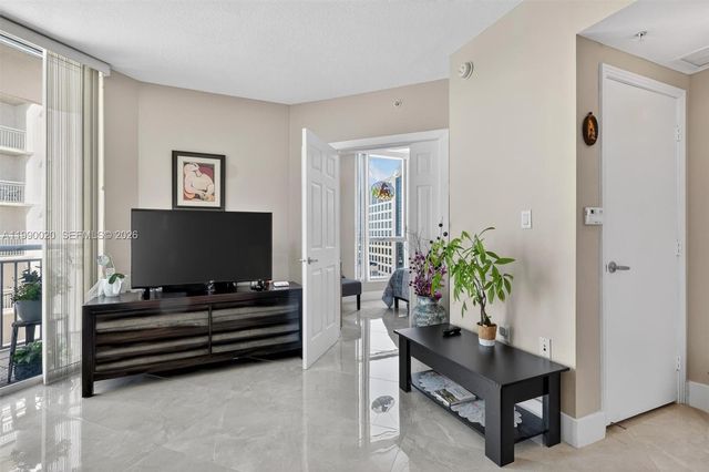 9066 SW 73rd Ct 1203, Miami, FL 33156