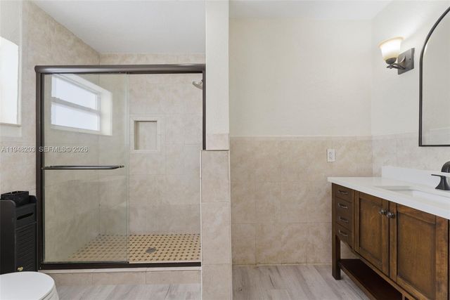 11065 SW 52nd Dr, Miami, FL 33165