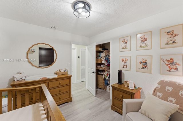 11065 SW 52nd Dr, Miami, FL 33165