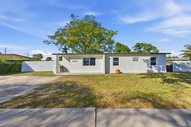 11065 SW 52nd Dr, Miami, FL 33165