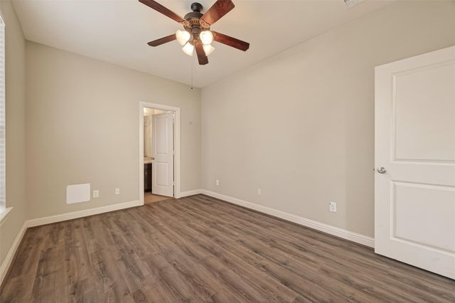 5211 Eigel Street A, Houston, TX 77007