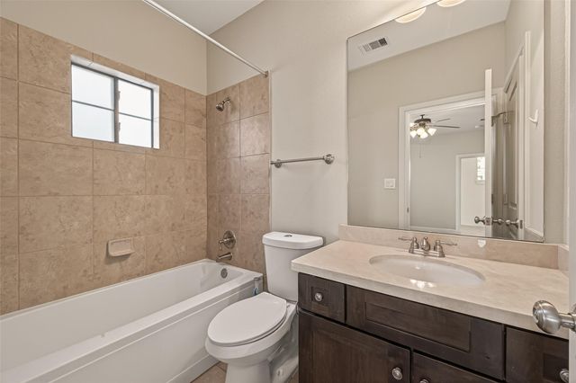 5211 Eigel Street A, Houston, TX 77007