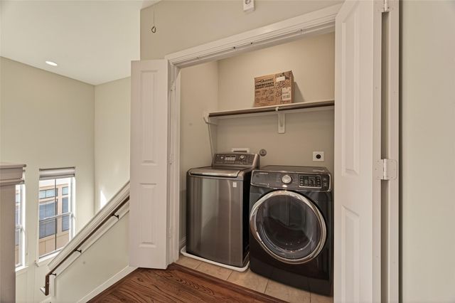 5211 Eigel Street A, Houston, TX 77007