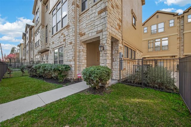 5211 Eigel Street A, Houston, TX 77007