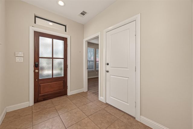 5211 Eigel Street A, Houston, TX 77007