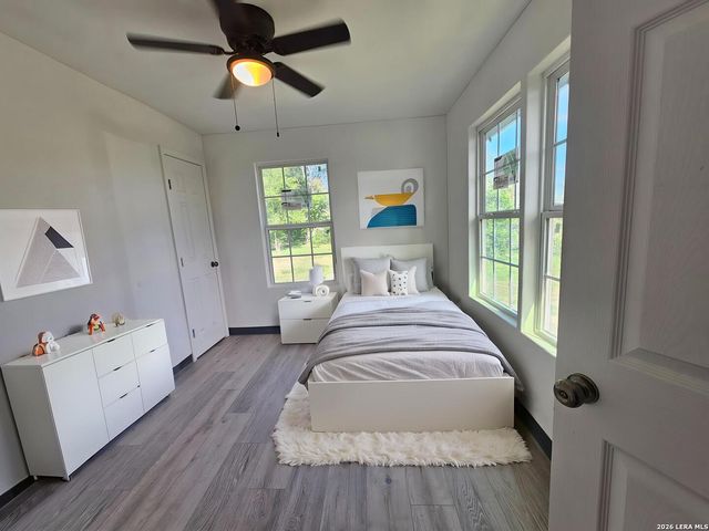 5049 Blue Bonnet, Seguin, TX 78155