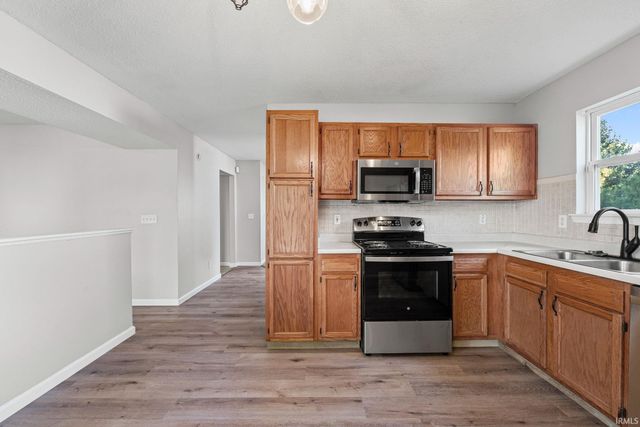 904 Gulf Shore Boulevard, Kokomo, IN 46902