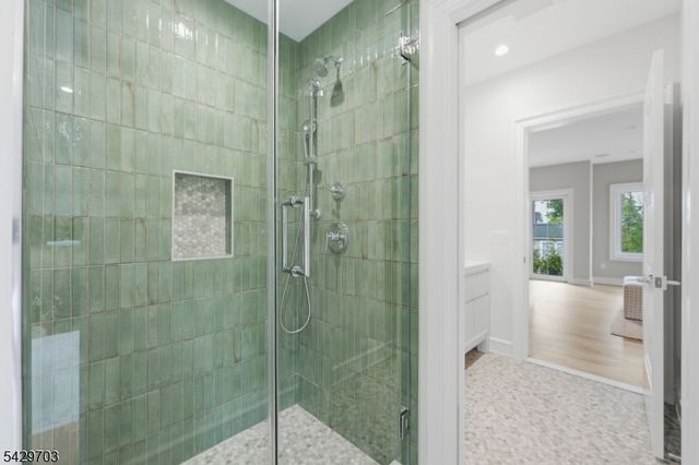 330 Wyoming Ave, Millburn Twp., NJ 07041
