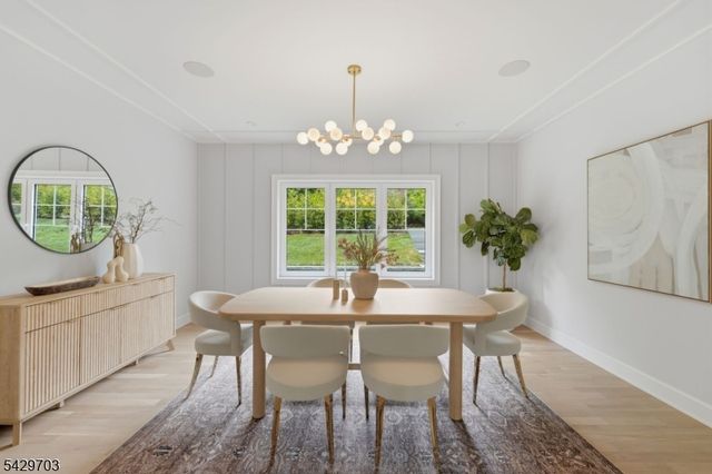 330 Wyoming Ave, Millburn Twp., NJ 07041
