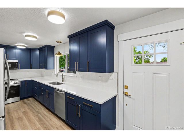 809 Gallup Rd, Fort Collins, CO 80521