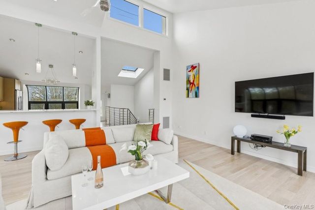 21 S Fulton Drive 29, Montauk, NY 11954