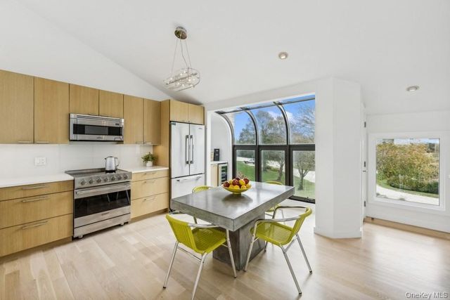 21 S Fulton Drive 29, Montauk, NY 11954