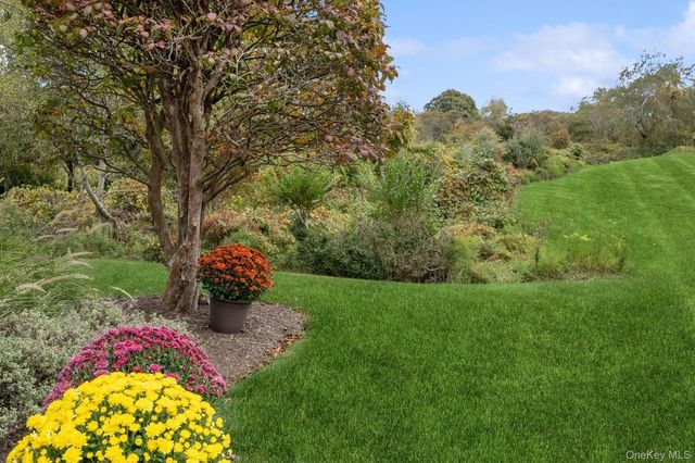 21 S Fulton Drive 29, Montauk, NY 11954