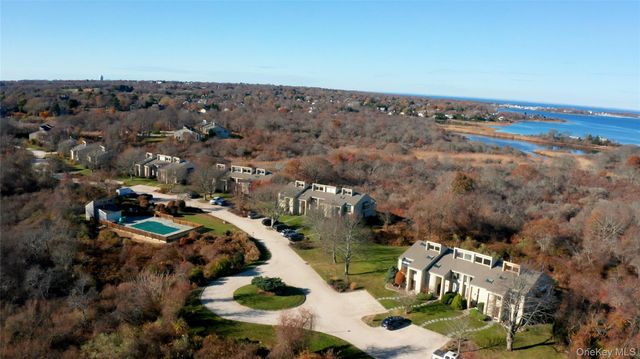 21 S Fulton Drive 29, Montauk, NY 11954