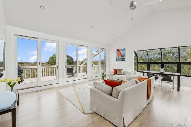 21 S Fulton Drive 29, Montauk, NY 11954