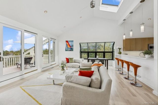 21 S Fulton Drive 29, Montauk, NY 11954