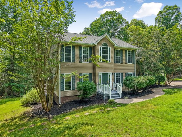 7555 County Line Rd, Fairview, TN 37062