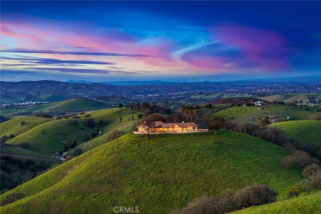 1030 Redondo Lane, Templeton, CA 93465