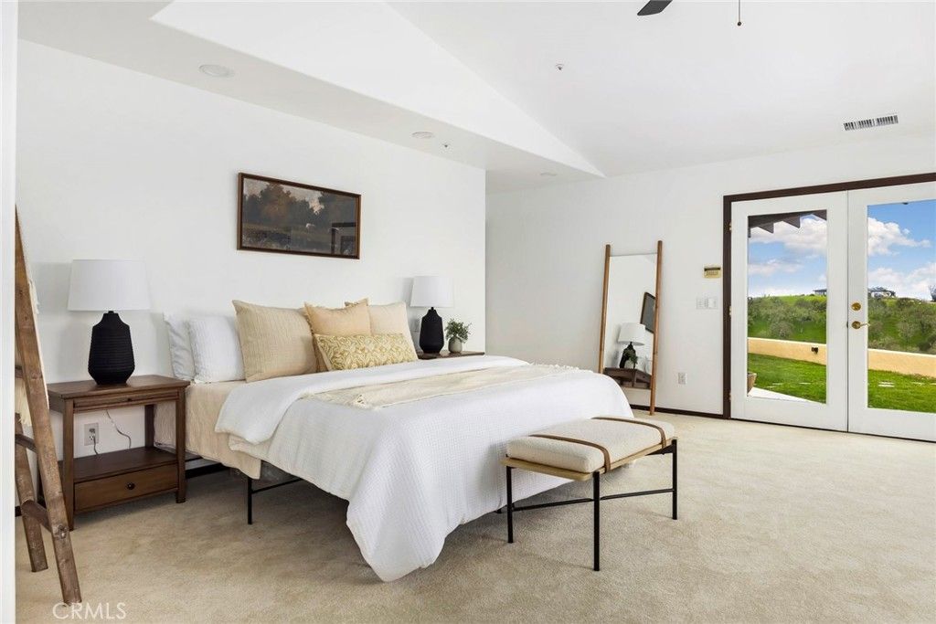 Image 10 of property listing at 1030 Redondo Lane, Templeton, CA 93465