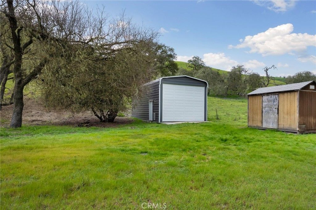 Image 22 of property listing at 1030 Redondo Lane, Templeton, CA 93465