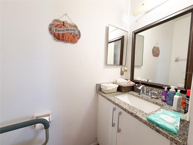 2724 CANDLEWOOD COURT, Apopka, FL 32703