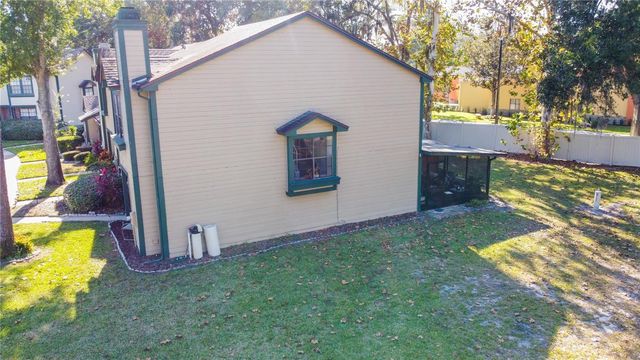 2724 CANDLEWOOD COURT, Apopka, FL 32703