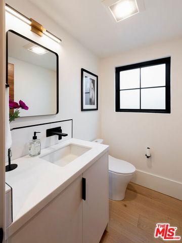 4153 Vantage Avenue, Studio City, CA 91604