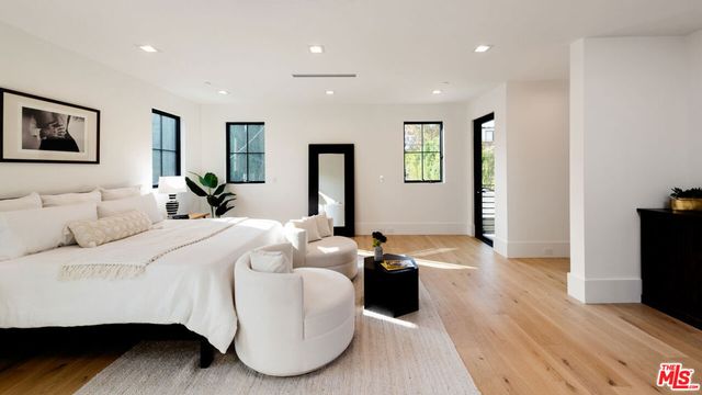 4153 Vantage Avenue, Studio City, CA 91604