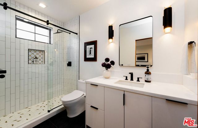 4153 Vantage Avenue, Studio City, CA 91604